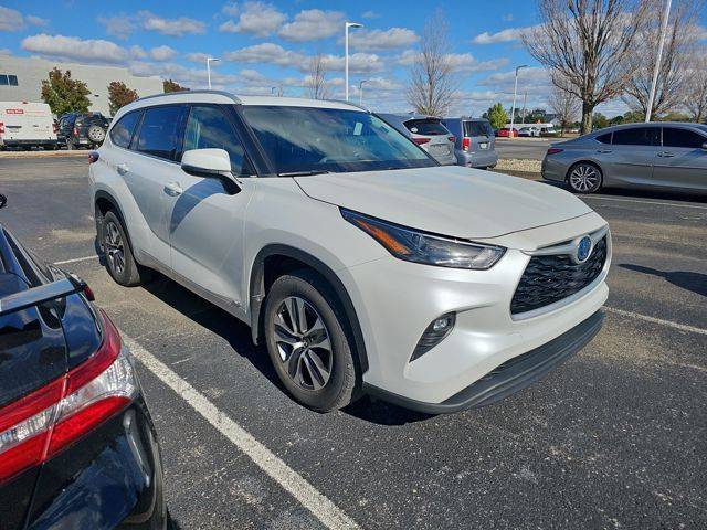 2022 Toyota Highlander Hybrid XLE — SUV — 102,884 mi — Avon, IN