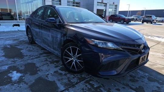 2021 Toyota Camry SE — Sedan — 62,306 mi — Avon, IN