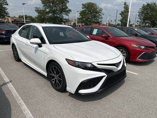 2023 Toyota Camry Hybrid SE — Sedan — 35,688 mi — Avon, IN