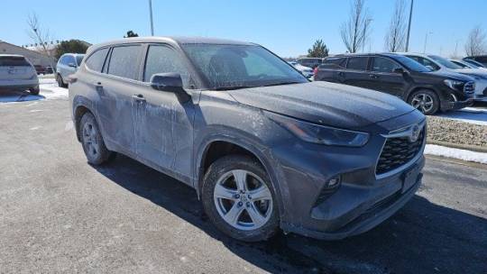 2024 Toyota Highlander LE — SUV — 19,332 mi — Avon, IN