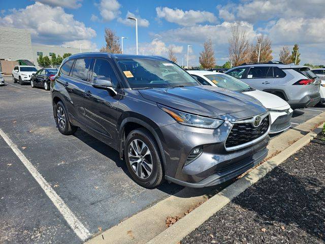2021 Toyota Highlander XLE — SUV — 56,390 mi — Avon, IN