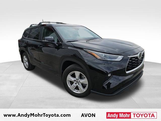 2023 Toyota Highlander LE — SUV — 23,777 mi — Avon, IN