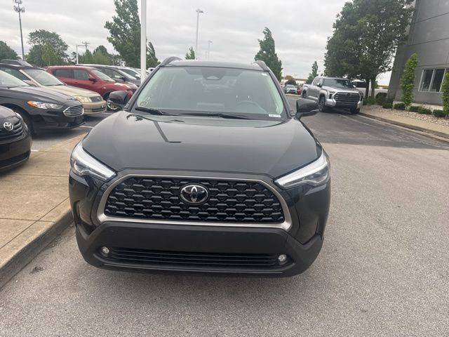 2023 Toyota Corolla Cross XLE — SUV — 30,029 mi — Avon, IN
