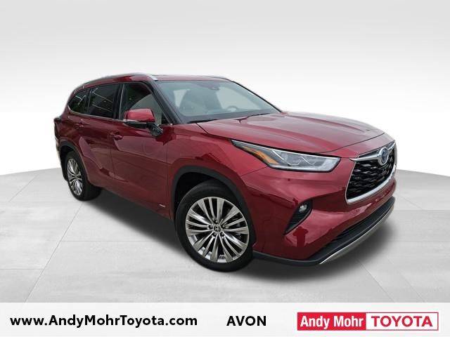 2023 Toyota Highlander Hybrid Platinum — SUV — 18,199 mi — Avon, IN