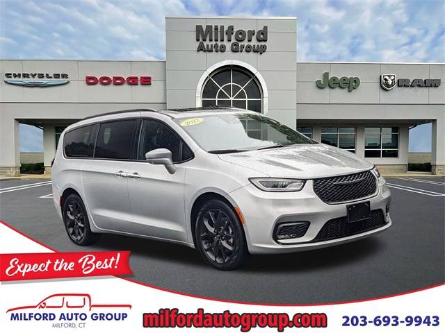 2022 Chrysler Pacifica Limited — Minivan — 32,072 mi — Milford, CT
