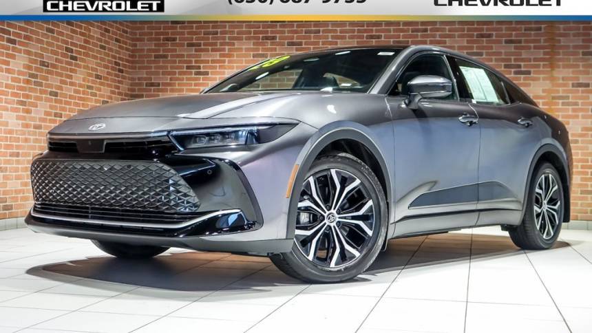 2023 Toyota Crown Limited — Sedan — 23,392 mi — Lisle, IL