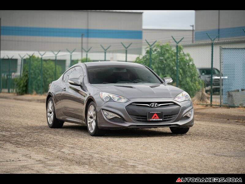 2013 Hyundai Genesis Coupe 3.8 Grand Touring — Coupe — 71,945 mi — Mission Hills, CA