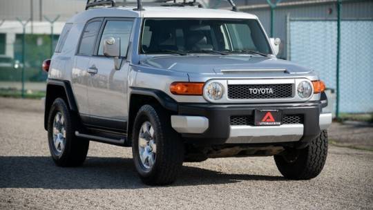 2007 Toyota FJ Cruiser Base — SUV — 82,781 mi — Mission Hills, CA