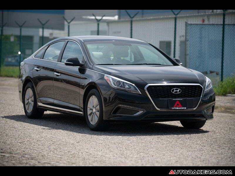 2016 Hyundai Sonata Hybrid SE — Sedan — 65,577 mi — Mission Hills, CA