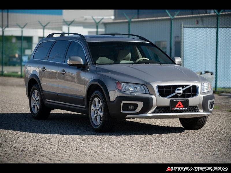 2011 Volvo XC70 3.2 — Wagon — 98,929 mi — Mission Hills, CA