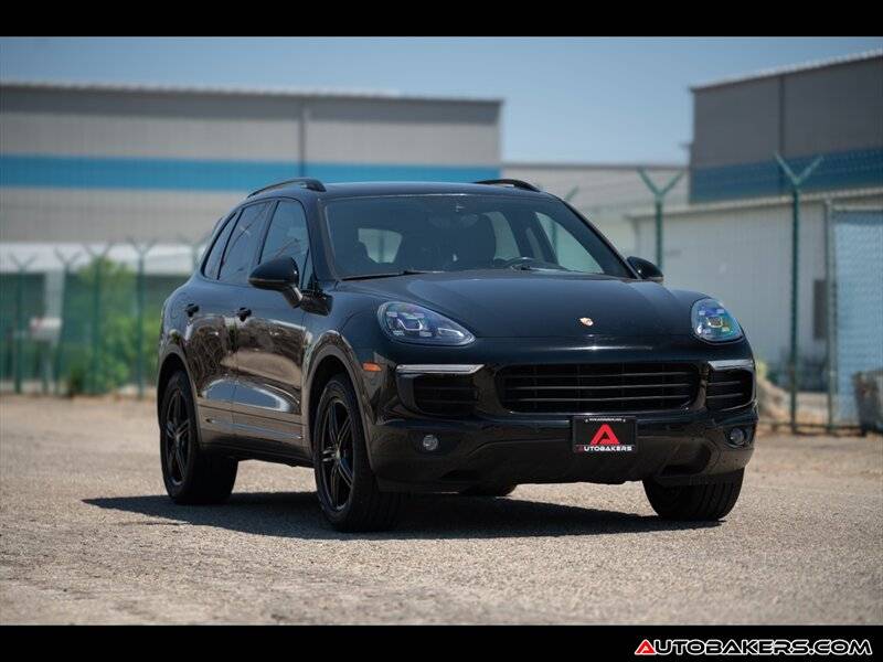 2016 Porsche Cayenne S E-Hybrid — SUV — 101,095 mi — Mission Hills, CA