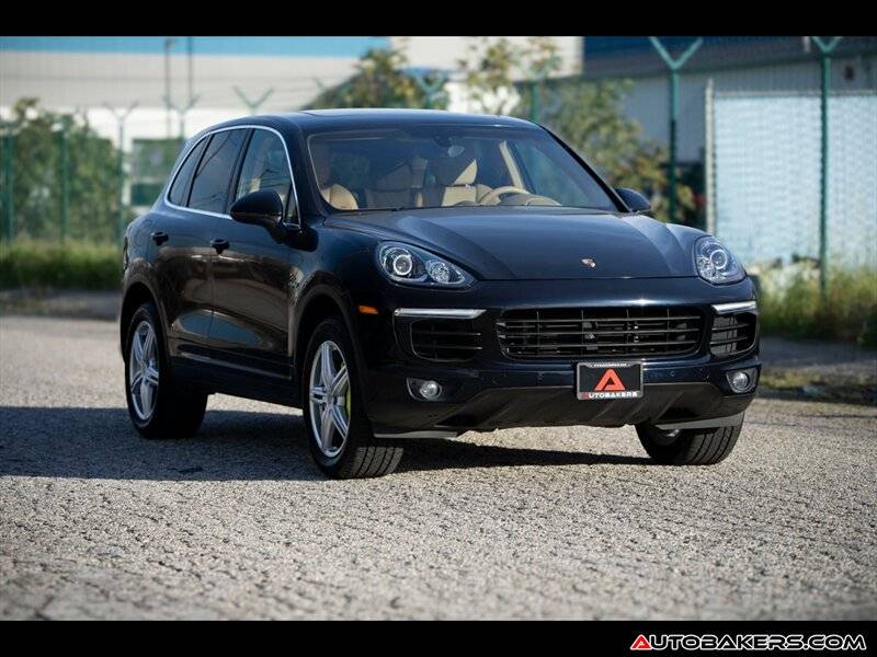 2015 Porsche Cayenne S E-Hybrid