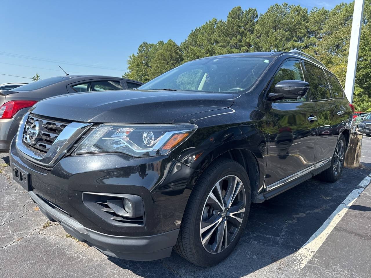 2020 Nissan Pathfinder Platinum — SUV — 98,520 mi — Morrow, GA