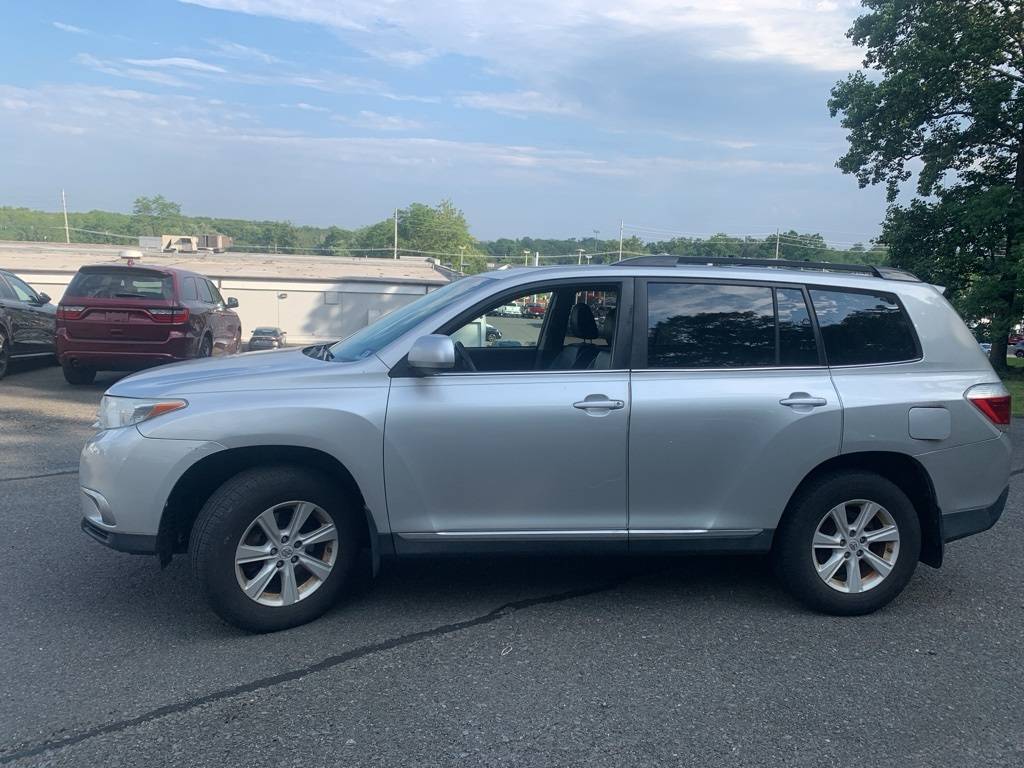 2013 Toyota Highlander Plus V6 — SUV — 226,809 mi — Green Brook, NJ