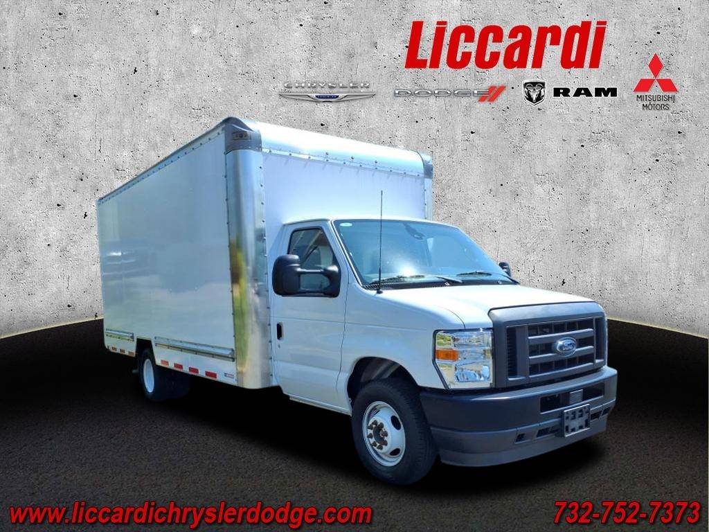 2024 Ford E-Series Cutaway Base — Chassis Cab Truck — 10,294 mi — Green Brook, NJ