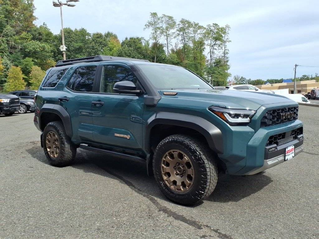 2025 Toyota 4Runner Hybrid Trailhunter