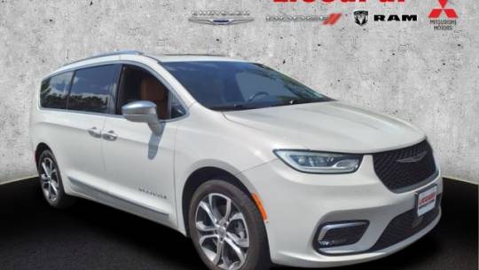 2021 Chrysler Pacifica Pinnacle — Minivan — 45,892 mi — Green Brook, NJ