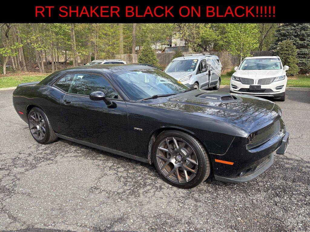 2016 Dodge Challenger R/T Shaker