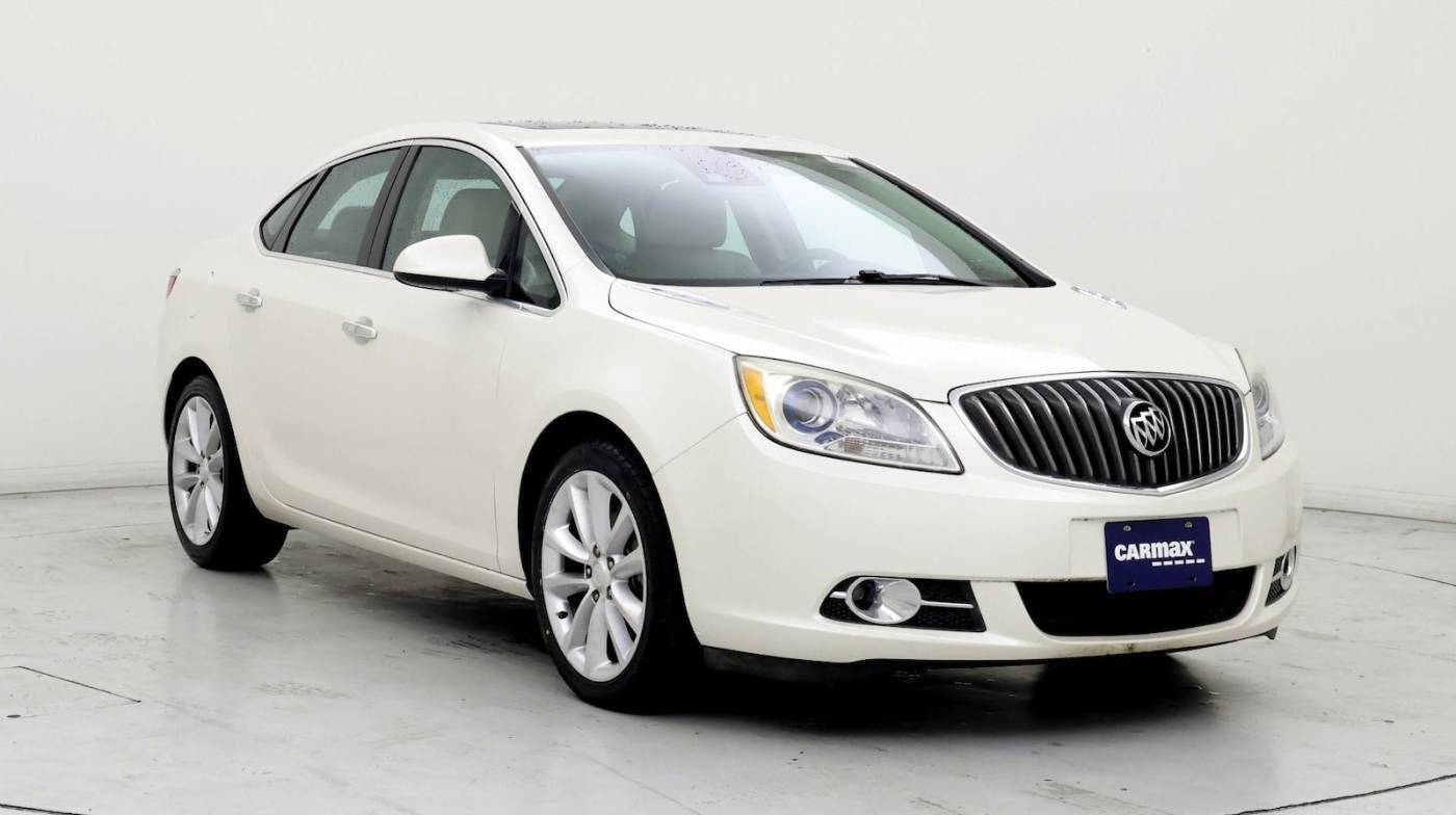2015 Buick Verano Leather Group — Sedan — 29,680 mi — Lynnwood, WA