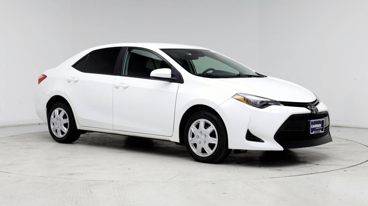 2019 Toyota Corolla LE — Sedan — 27,640 mi — Lynnwood, WA