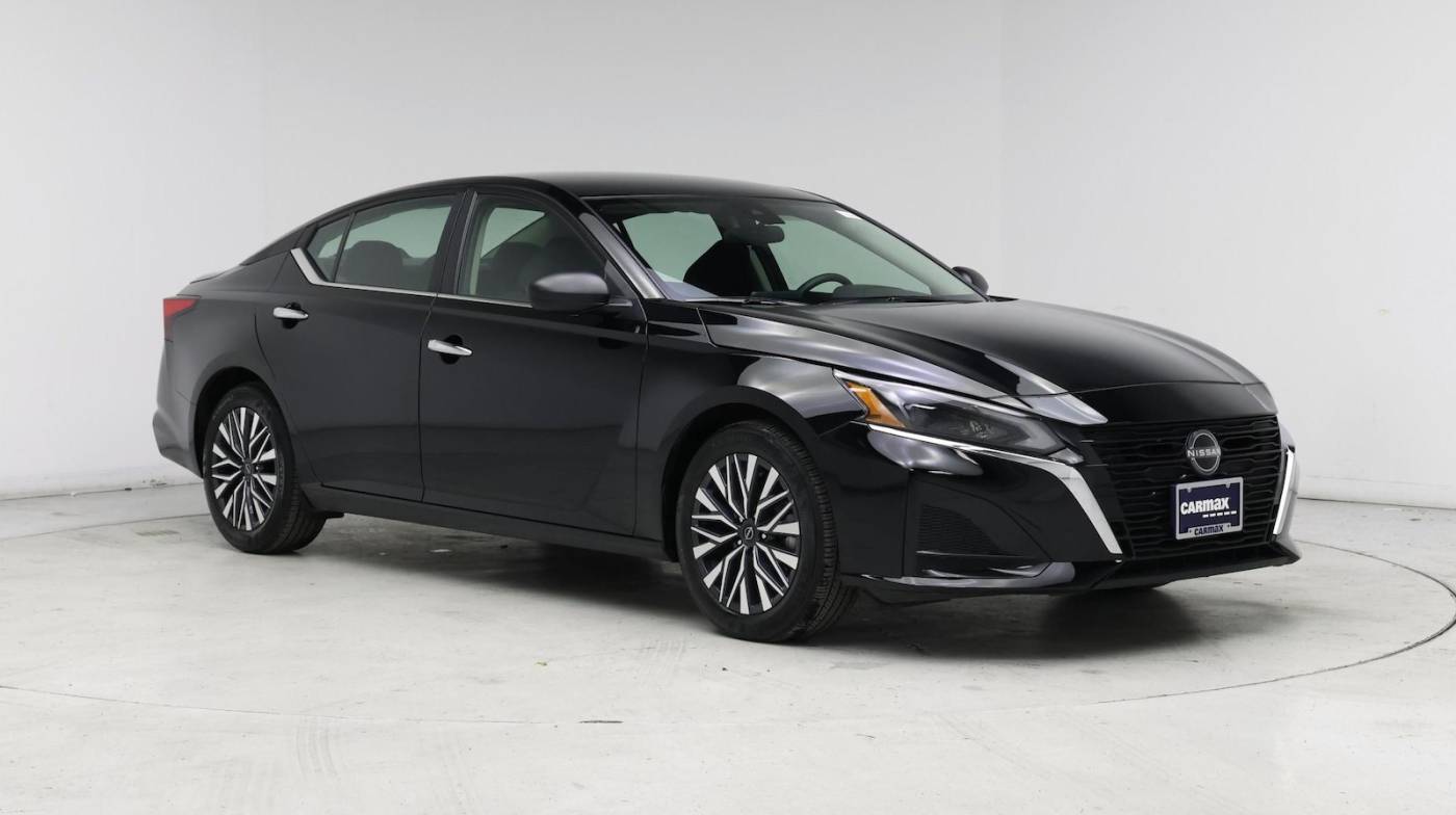 2024 Nissan Altima SV — Sedan — 16,026 mi — Lynnwood, WA