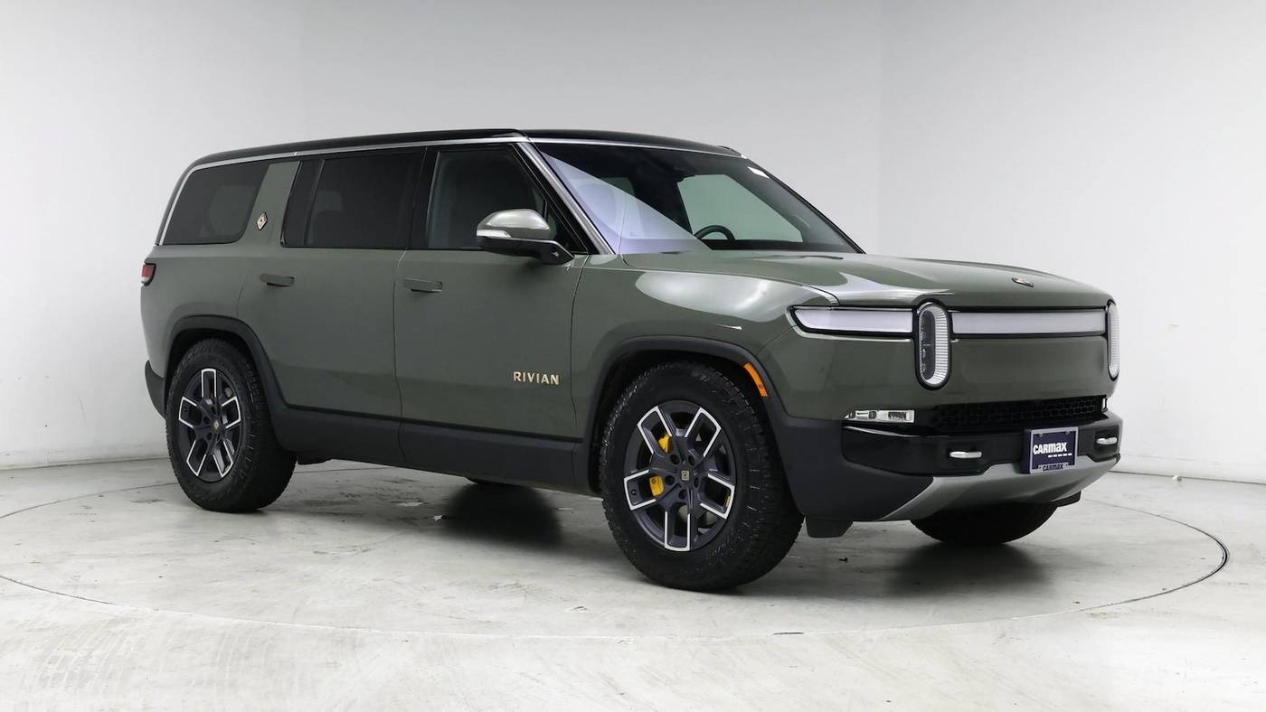 2023 Rivian R1S