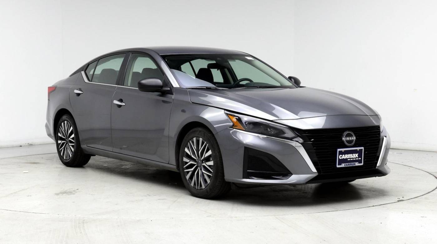 2024 Nissan Altima SV — Sedan — 17,552 mi — Puyallup, WA