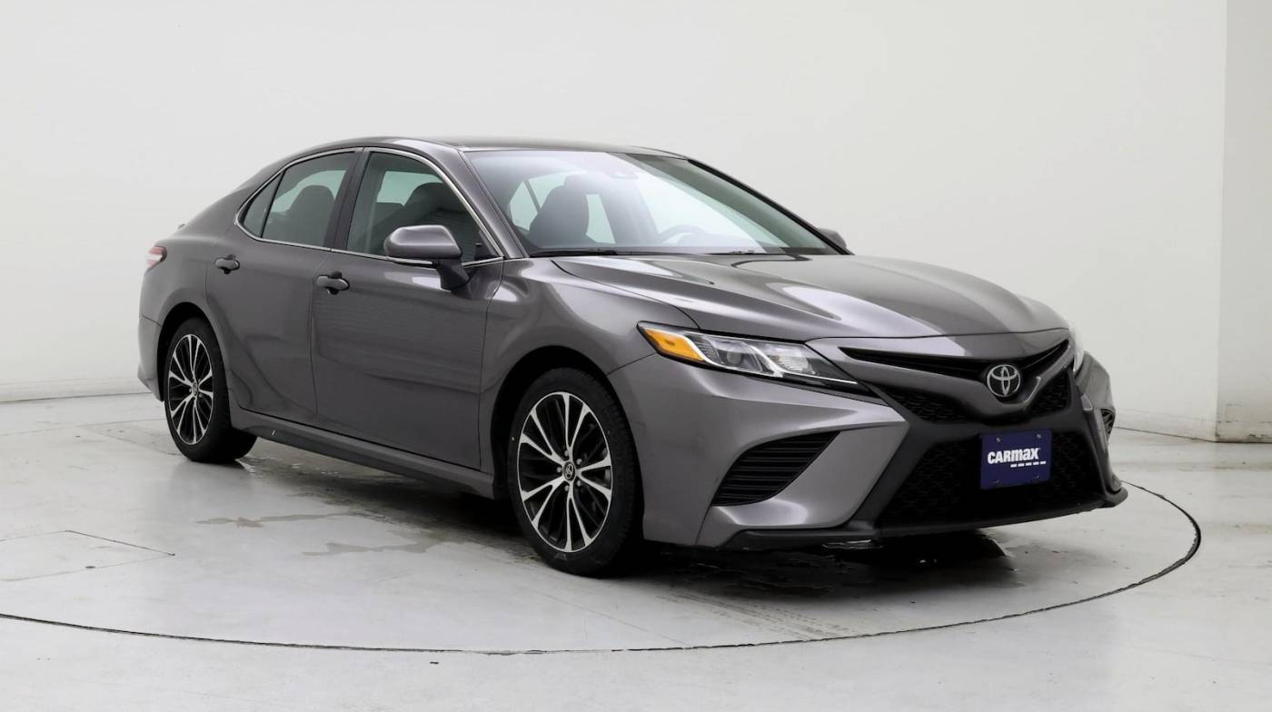 2020 Toyota Camry SE — Sedan — 28,304 mi — Puyallup, WA