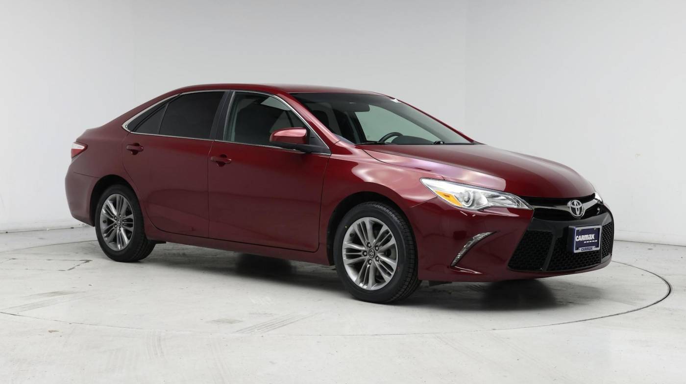 2017 Toyota Camry SE — Sedan — 57,500 mi — Puyallup, WA