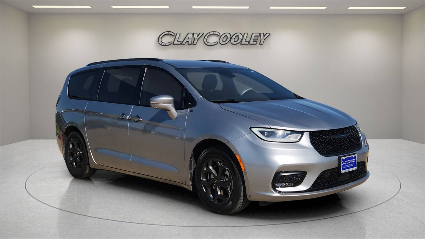 2021 Chrysler Pacifica Hybrid Touring L — Minivan — 84,076 mi — Rockwall, TX