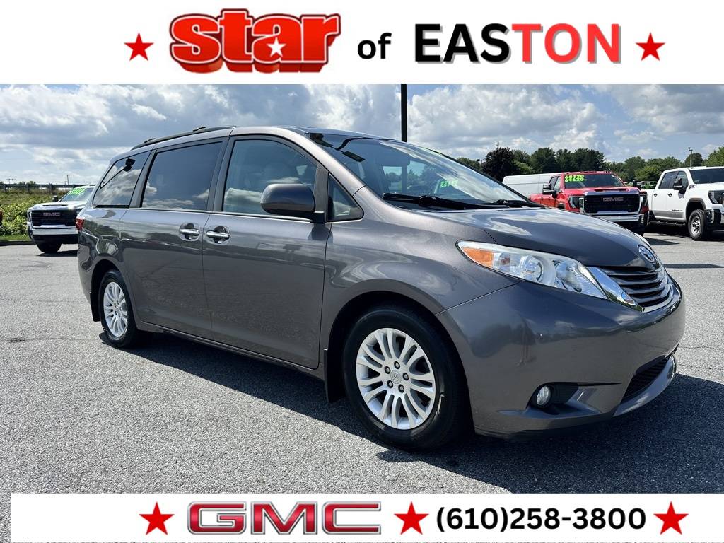 2017 Toyota Sienna L — Minivan — 80,999 mi — Easton, PA