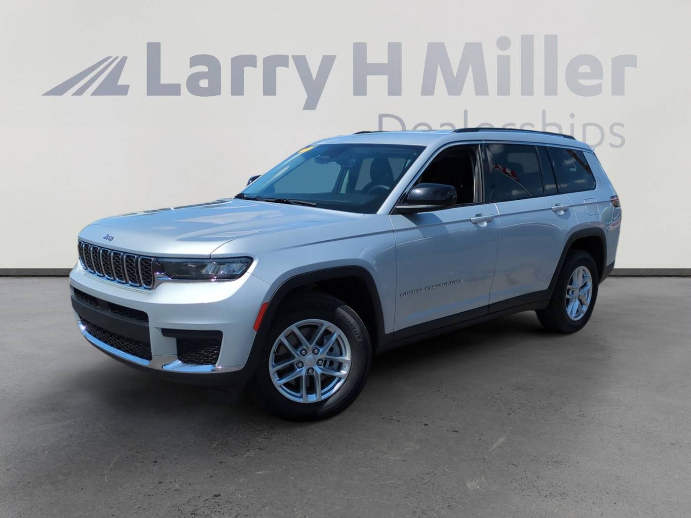 2023 Jeep Grand Cherokee Laredo — SUV — 58,323 mi — Avondale, AZ