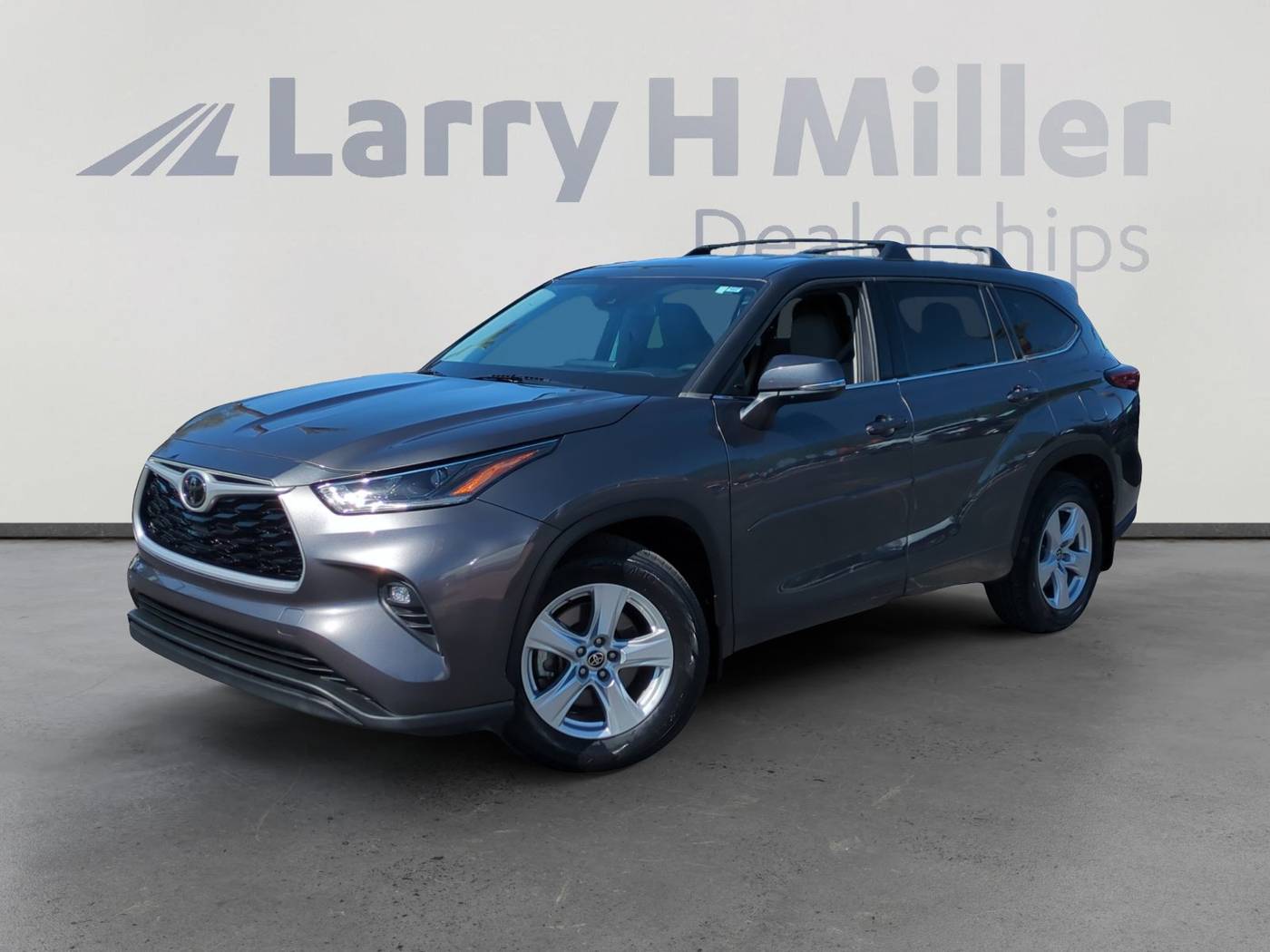 2021 Toyota Highlander LE — SUV — 69,876 mi — Avondale, AZ