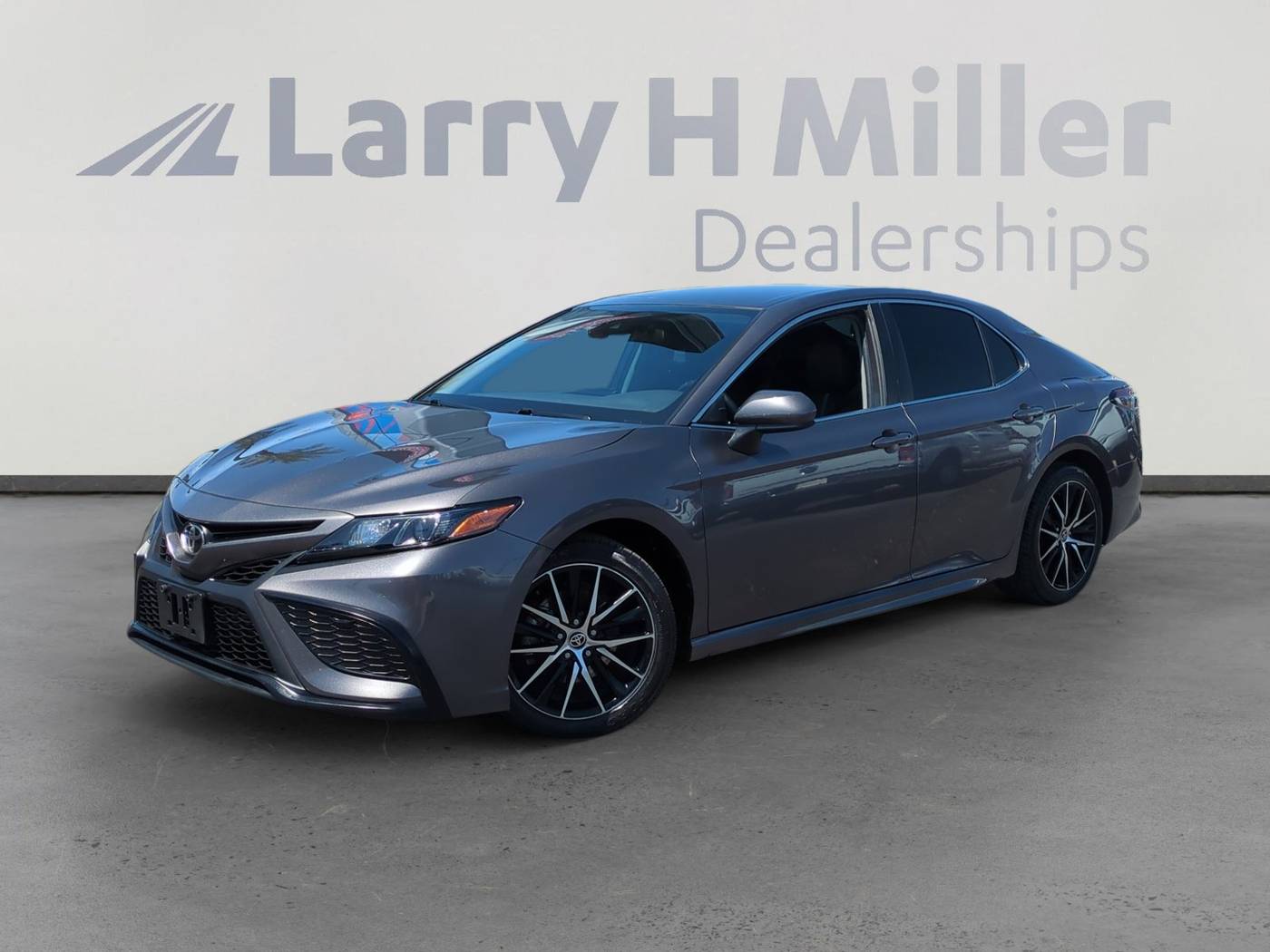 2021 Toyota Camry SE — Sedan — 102,585 mi — Avondale, AZ