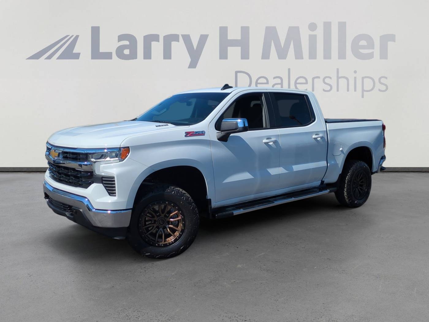 2022 Chevrolet Silverado 1500 LT — Pickup Truck — 30,186 mi — Avondale, AZ