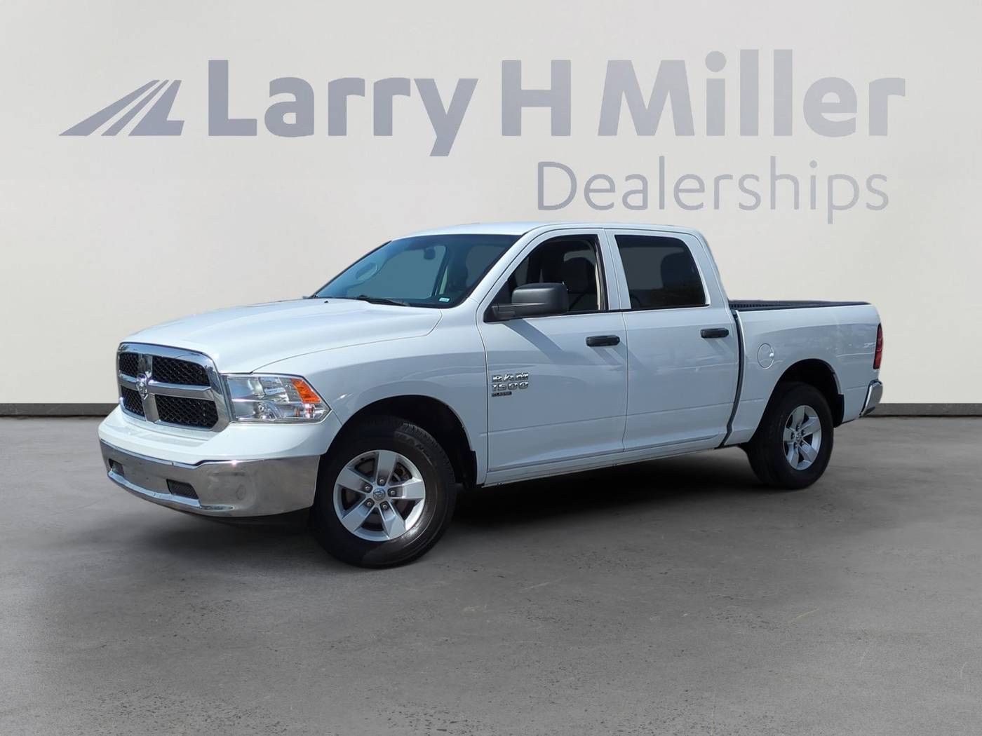 2022 Ram 1500 Classic SLT — Pickup Truck — 55,966 mi — Avondale, AZ