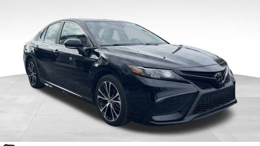 2023 Toyota Camry SE — Sedan — 61,048 mi — Lakeland, FL