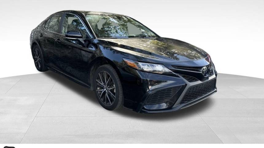 2022 Toyota Camry SE — Sedan — 58,685 mi — Lakeland, FL