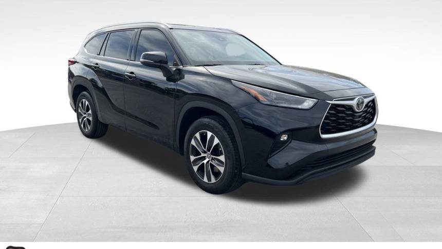 2022 Toyota Highlander XLE — SUV — 30,035 mi — Lakeland, FL