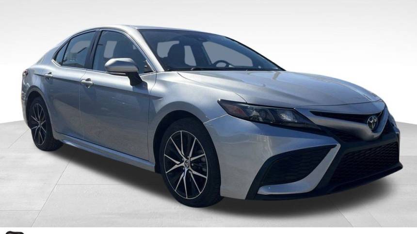 2022 Toyota Camry SE — Sedan — 64,751 mi — Lakeland, FL