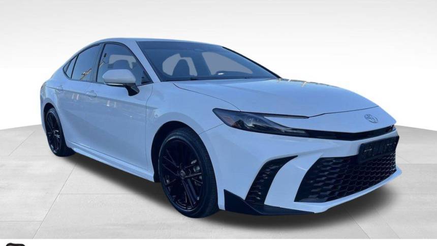 2025 Toyota Camry XLE — Sedan — 11,792 mi — Lakeland, FL