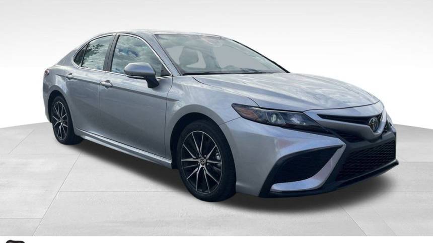 2024 Toyota Camry SE — Sedan — 16,611 mi — Lakeland, FL