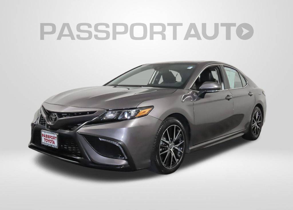 2022 Toyota Camry SE — Sedan — 110,332 mi — Suitland, MD