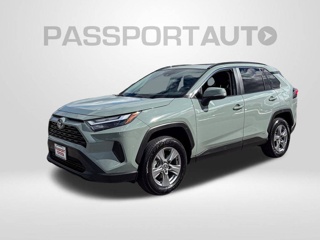 2022 Toyota RAV4 Hybrid XLE — SUV — 121,709 mi — Suitland, MD