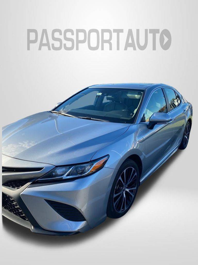 2020 Toyota Camry Hybrid SE — Sedan — 21,018 mi — Suitland, MD