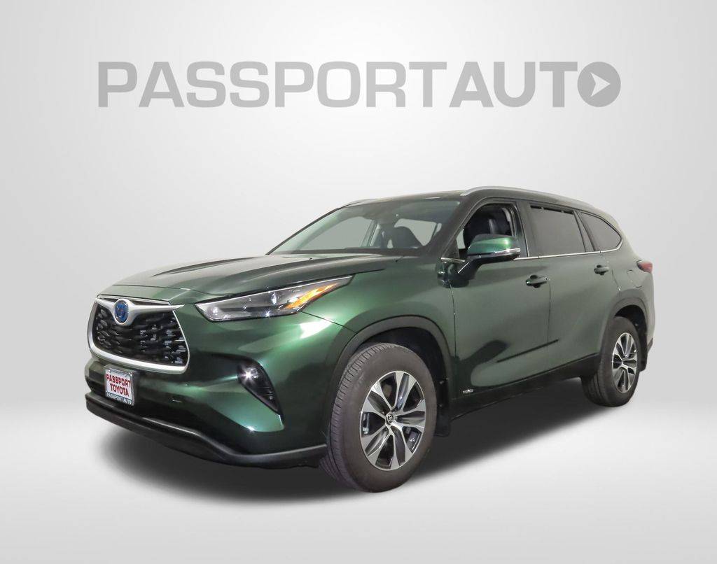 2024 Toyota Highlander Hybrid XLE — SUV — 8,447 mi — Suitland, MD