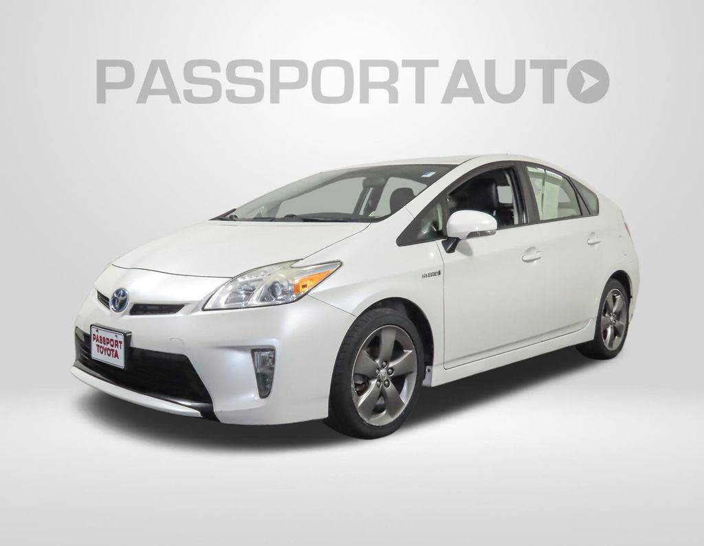 2015 Toyota Prius Persona Series — Hatchback — 126,474 mi — Suitland, MD