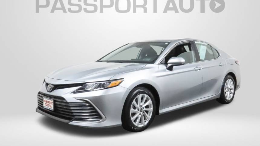2024 Toyota Camry LE — Sedan — 30,373 mi — Suitland, MD