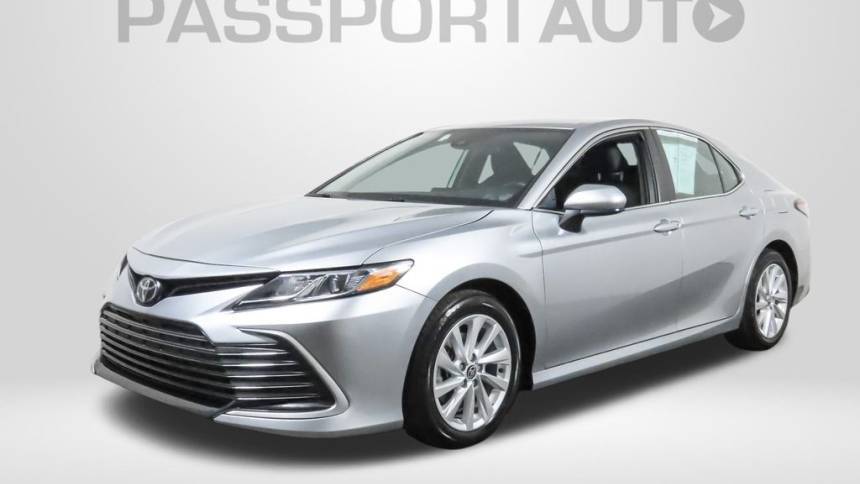 2023 Toyota Camry LE — Sedan — 31,282 mi — Suitland, MD