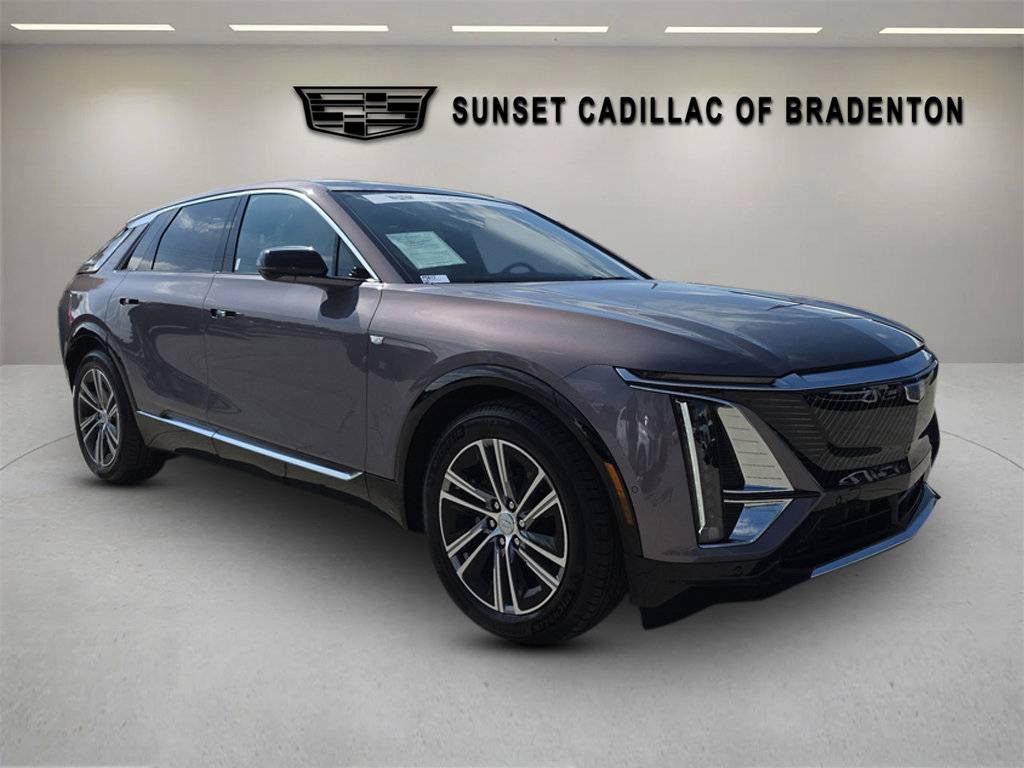 2025 Cadillac LYRIQ Luxury — SUV — 5 mi — Bradenton, FL